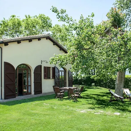 Podere Fonte Sala 102s Апартаменты Казале